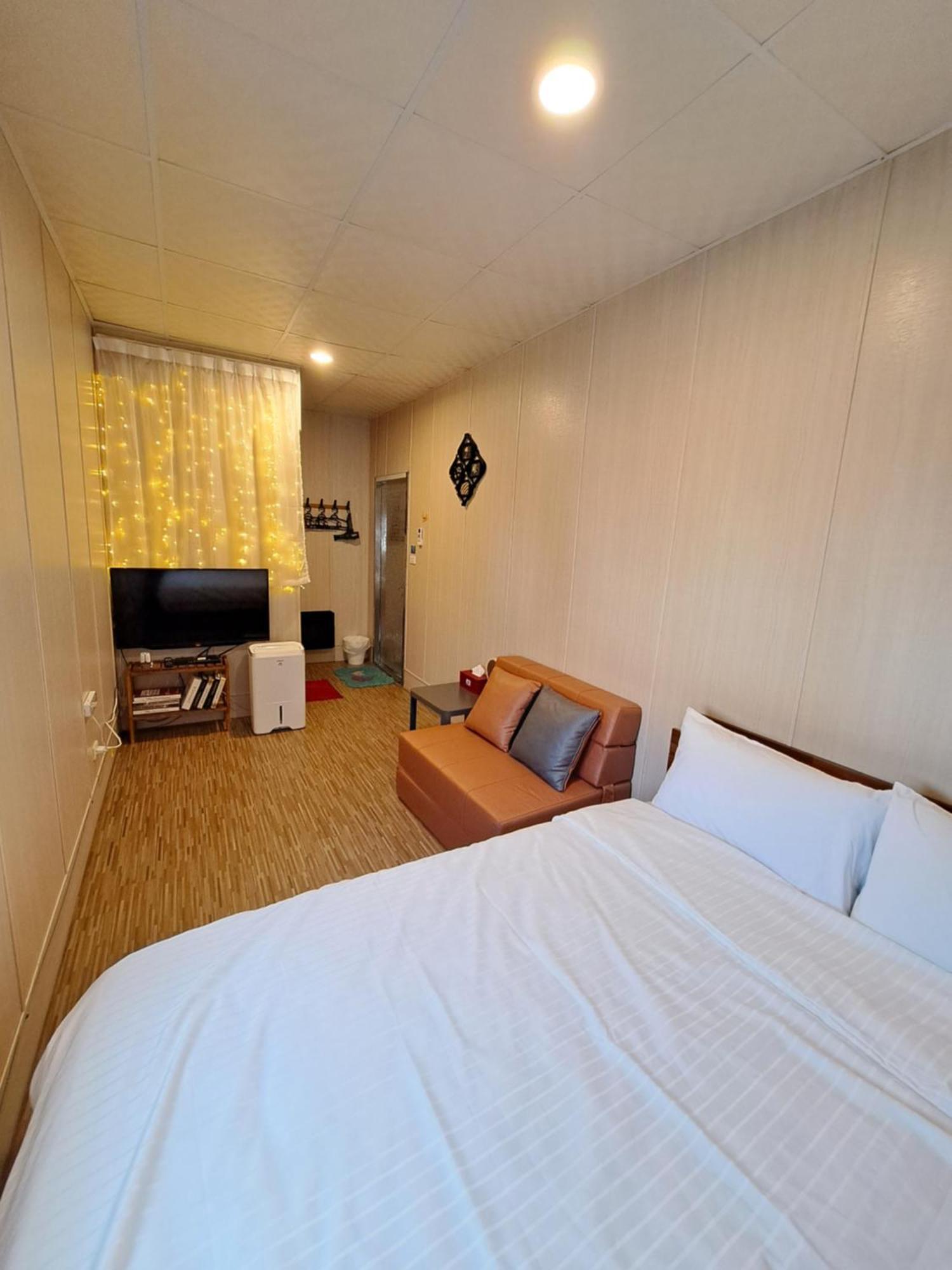舞浪海景旅店 Hotel Xiaoliuqiu Exterior foto